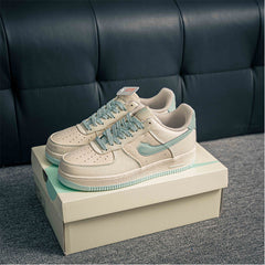 Men's Sneaker